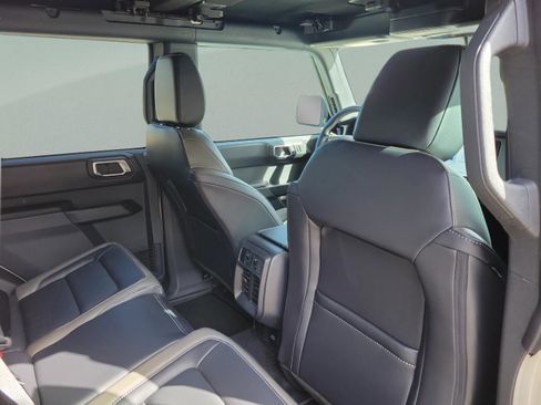 New 2025 Ford Bronco Outer Banks image 12