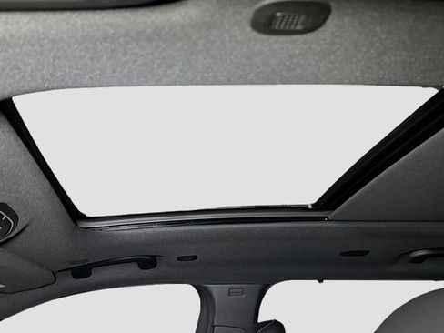 New 2025 Jeep Grand Cherokee L Limited w/ Luxury Tech Group II image 25