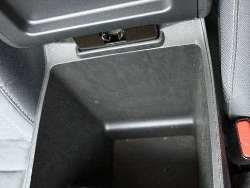 Used 2022 Nissan Frontier SV w/ Technology Package image 20