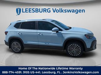 New 2026 Volkswagen Taos SE video 2