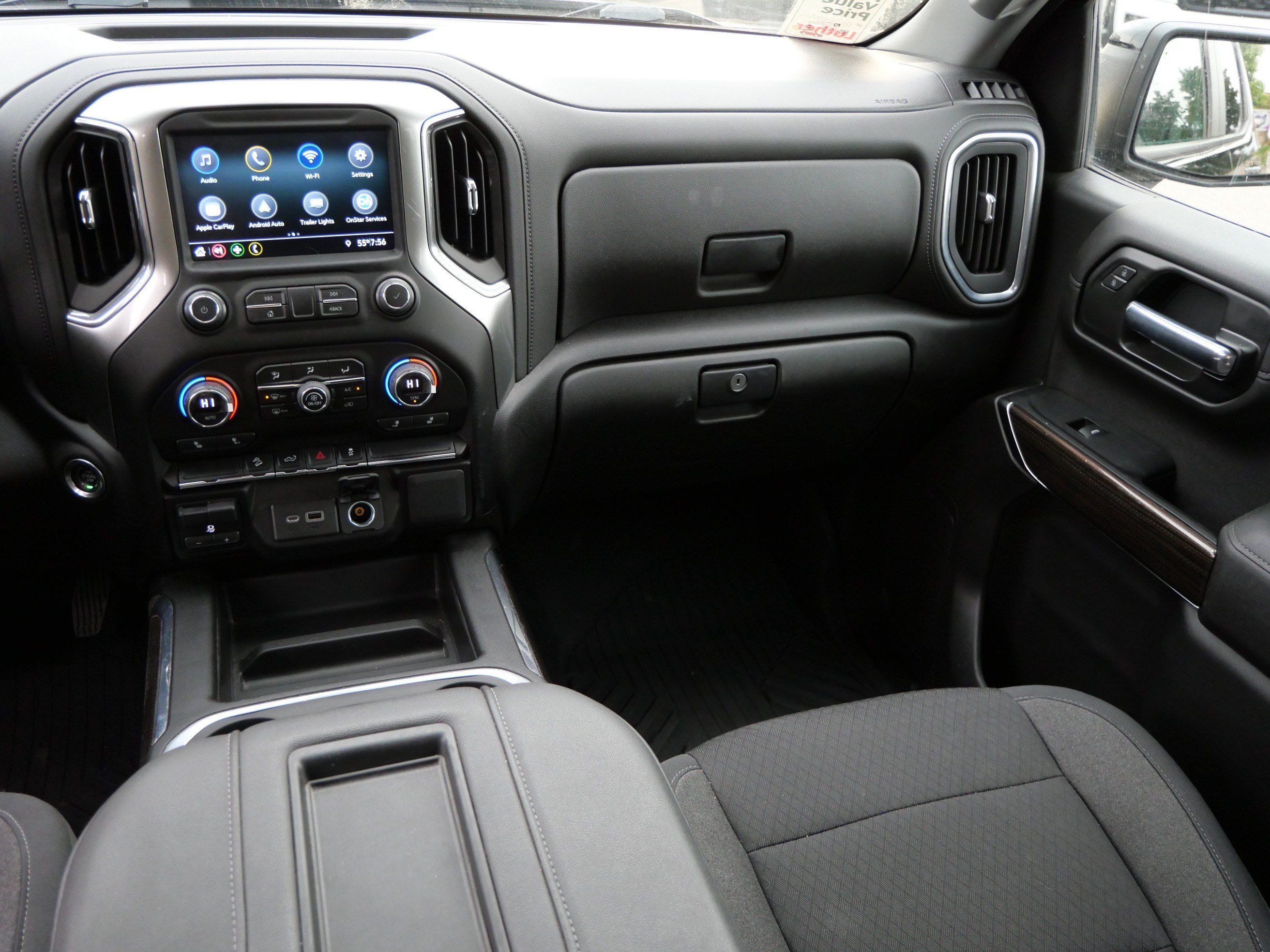 Used 2021 Chevrolet Silverado 1500 LT Trail Boss w/ Bed Protection Package AWD/4WD image 11