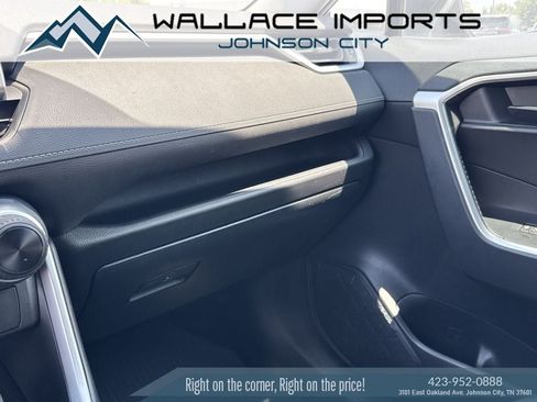Used 2023 Toyota RAV4 LE FWD image 20