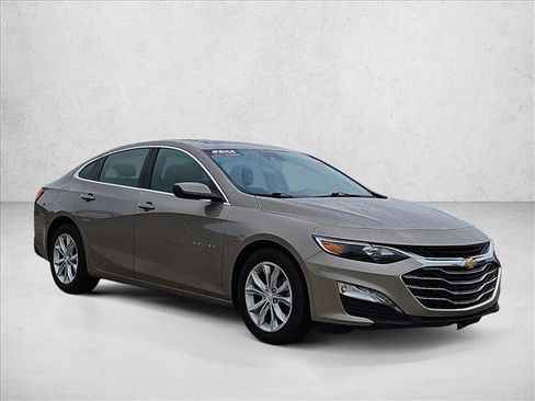 Used 2024 Chevrolet Malibu LT FWD image 9