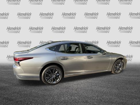 Used 2018 Lexus LS 500 w/ Interior Upgrade Package RWD image 10