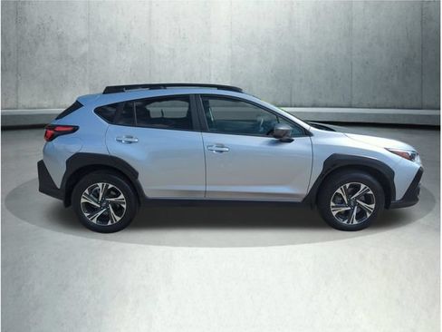 Used 2024 Subaru Crosstrek 2.0i Premium AWD/4WD image 7