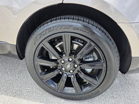 Certified 2022 Land Rover Range Rover Sport HSE Silver Edition image 9