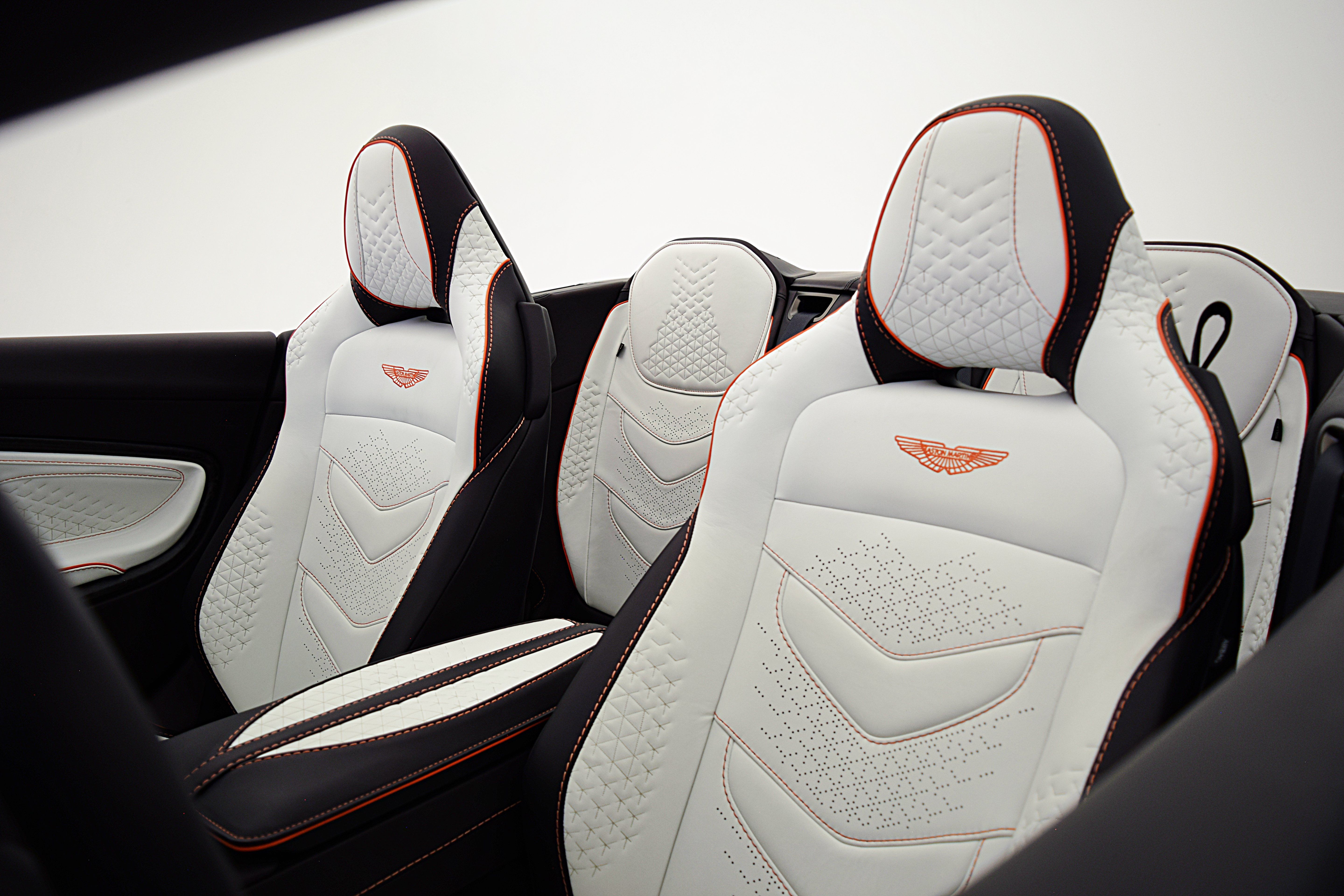 Used 2023 Aston Martin DBS Superleggera Volante RWD image 46