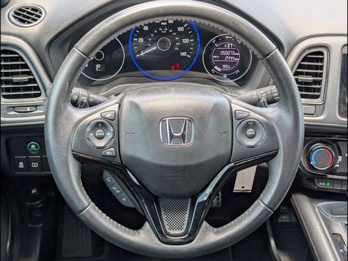 Certified 2021 Honda HR-V Sport image 13