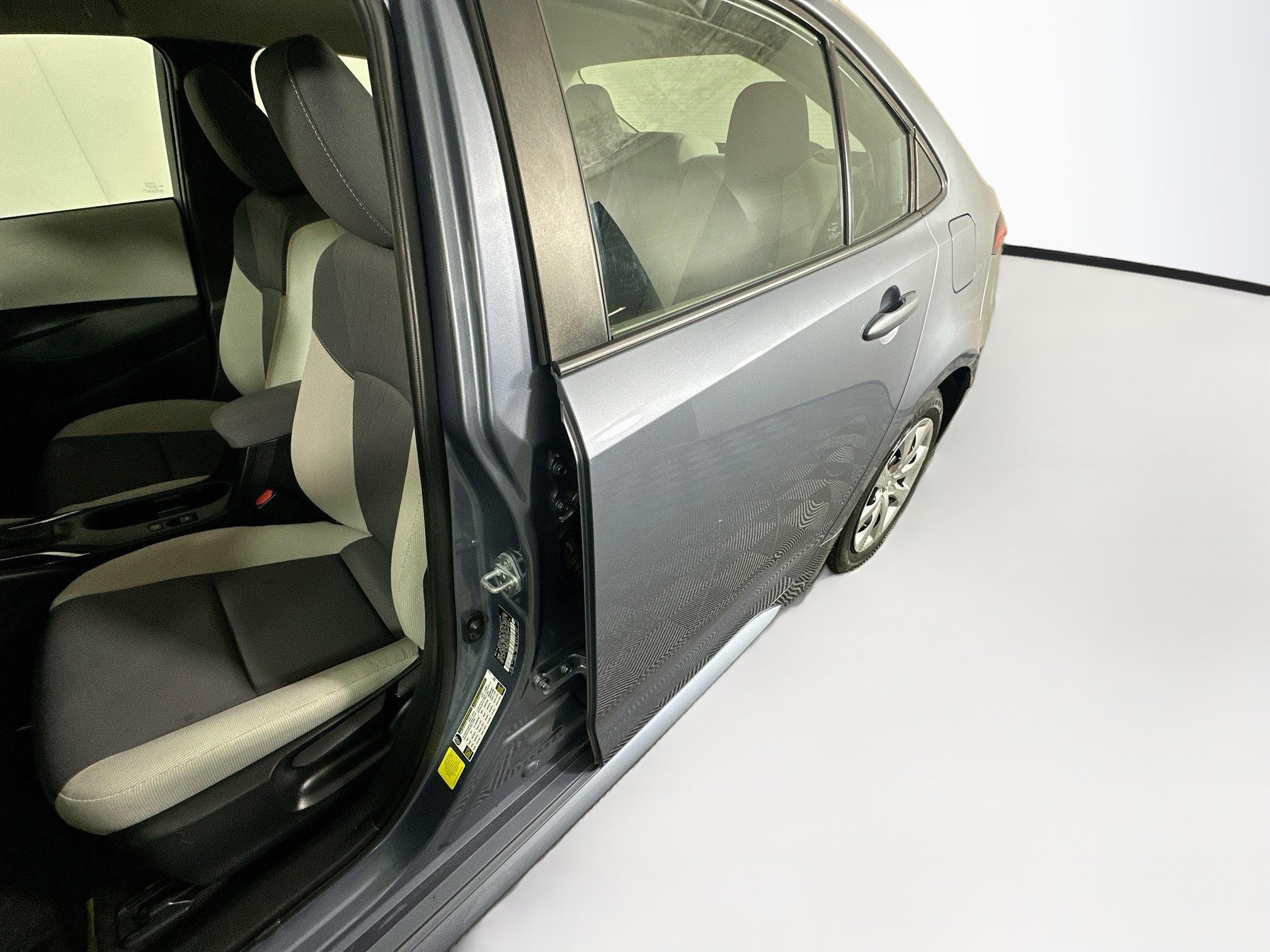 Used 2023 Toyota Corolla LE FWD image 12