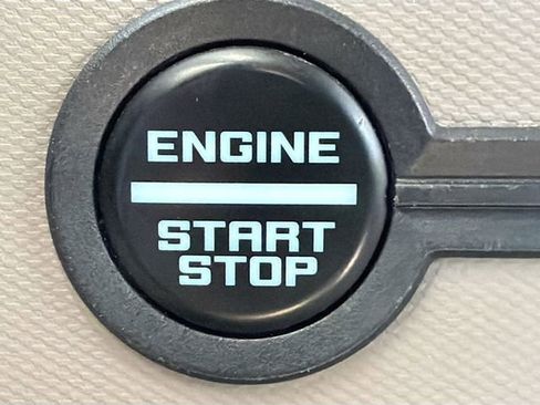 Used 2024 Ford Bronco Wildtrak image 28