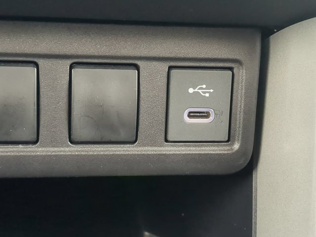 Certified 2025 Toyota Corolla Cross LE FWD image 24