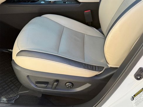 Used 2022 INFINITI QX50 Luxe image 13