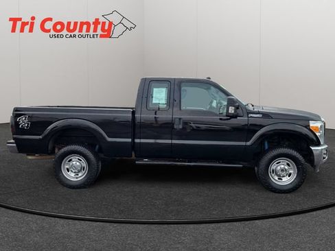 Used 2016 Ford F250 XL w/ XL Appearance Package AWD/4WD image 9