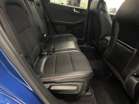 Used 2023 Ford Escape ST-Line w/ Tech Pack #1 image 11