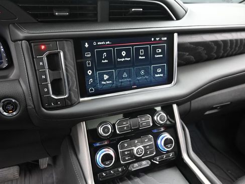 Used 2023 GMC Yukon Denali w/ Denali Reserve Package AWD/4WD image 21