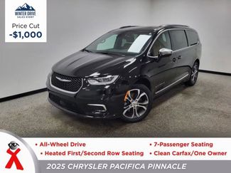 Used 2025 Chrysler Pacifica Pinnacle w/ Trailer Tow Group video 1