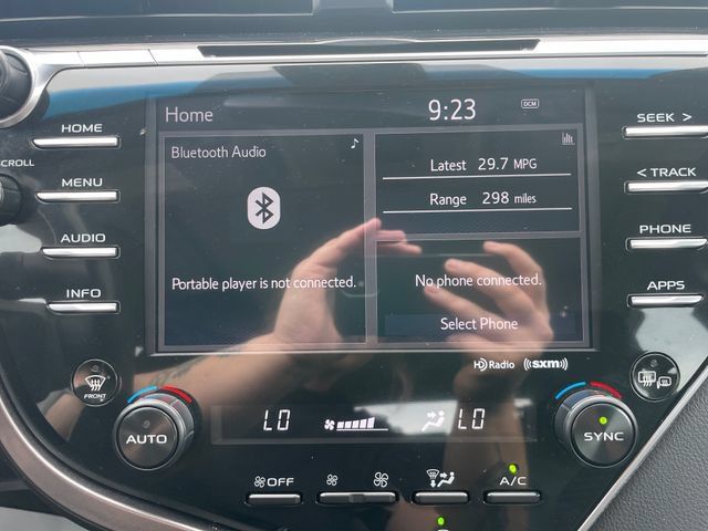 Used 2018 Toyota Camry SE w/ Audio Package FWD image 13