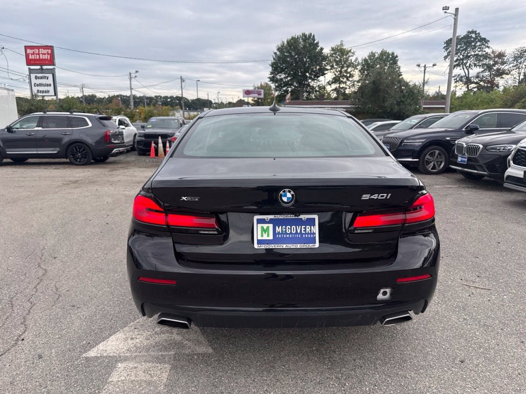 Used 2023 BMW 540i xDrive w/ Executive Package AWD/4WD image 7