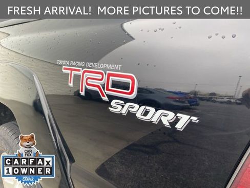 Used 2011 Toyota Tacoma PreRunner w/ TRD Sport Pkg image 9