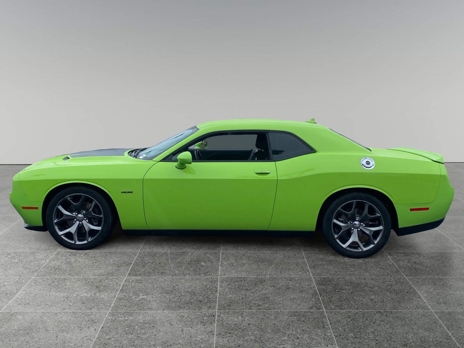 Used 2015 Dodge Challenger R/T Plus RWD image 2