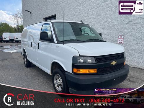 Used 2023 Chevrolet Express 3500 w/ Driver Convenience Package RWD image 1