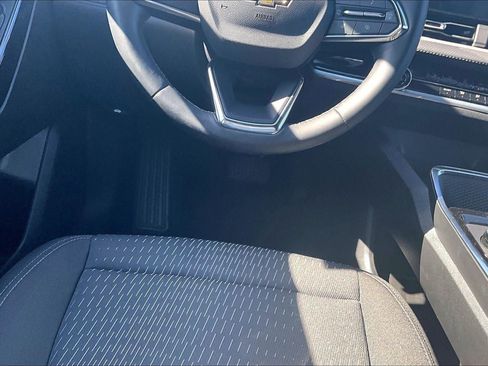 Used 2026 Chevrolet Equinox LT FWD image 15