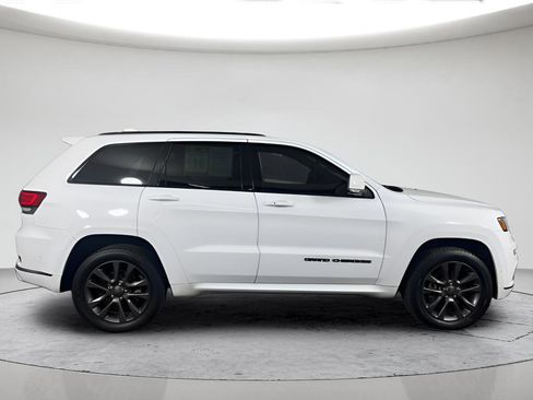 Used 2018 Jeep Grand Cherokee High Altitude AWD/4WD image 4