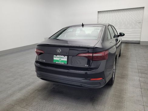 Used 2024 Volkswagen Jetta SE image 7