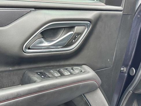 Certified 2024 Chevrolet Suburban RST RWD image 27