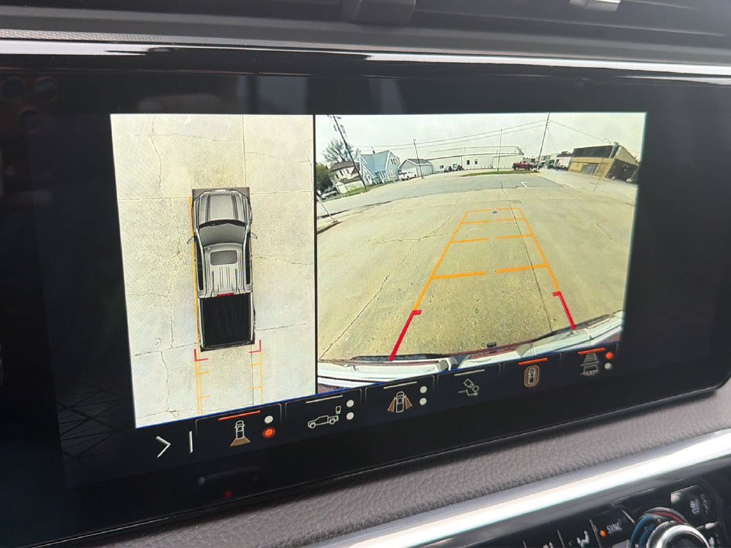 Used 2024 GMC Sierra 1500 Denali AWD/4WD image 6
