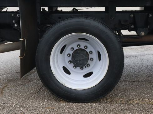 Used 2024 Ford F550 4x4 Crew Cab Super Duty image 44