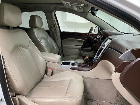 Used 2016 Cadillac SRX Premium w/ Driver Assist Package image 14