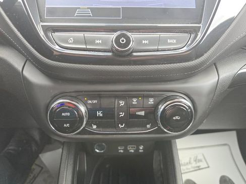 Used 2021 Chevrolet TrailBlazer LT w/ Convenience Package image 18