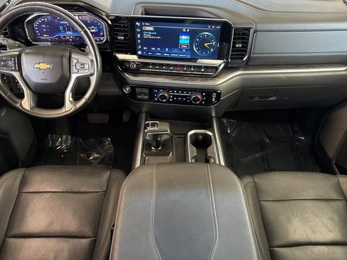 Used 2023 Chevrolet Silverado 1500 LTZ w/ LTZ Premium Package AWD/4WD image 16
