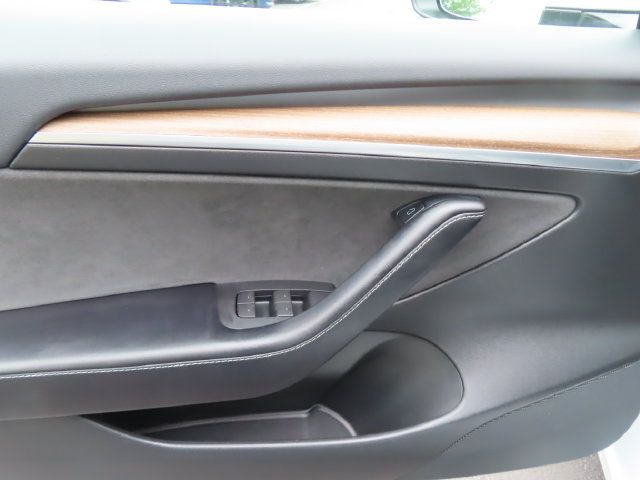 Used 2022 Tesla Model 3 RWD image 10