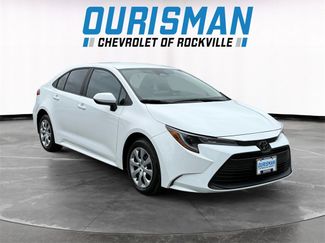 Used 2025 Toyota Corolla LE image 1