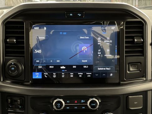 New 2026 Ford F150 XLT w/ Equipment Group 302A MID AWD/4WD image 18