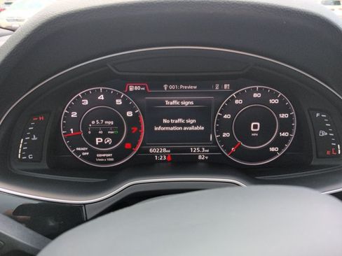 Used 2018 Audi Q7 3.0T Prestige w/ Prestige Package AWD/4WD image 11