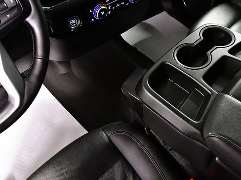 Used 2024 GMC Sierra 1500 SLT image 24