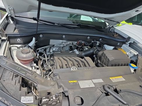 Used 2023 Volkswagen Atlas SEL AWD/4WD image 19
