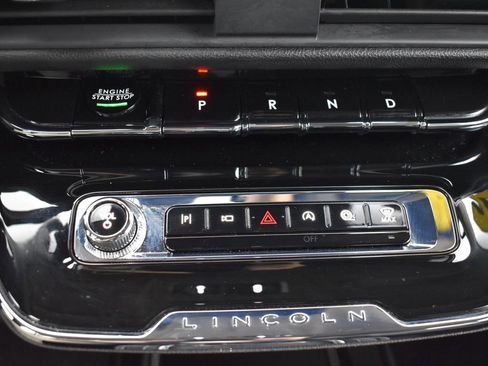 Used 2023 Lincoln Corsair Reserve w/ Equipment Group 201A image 17