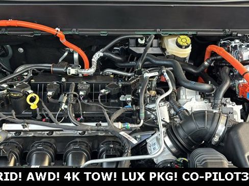 New 2025 Ford Maverick XLT w/ Equipment Group 301A image 31