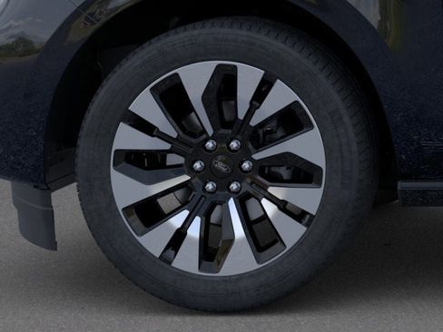 New 2026 Ford Expedition Platinum w/ Driver's Package image 19