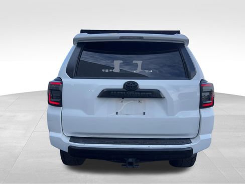Used 2020 Toyota 4Runner TRD Off-Road Premium w/ Moonroof Package AWD/4WD image 6