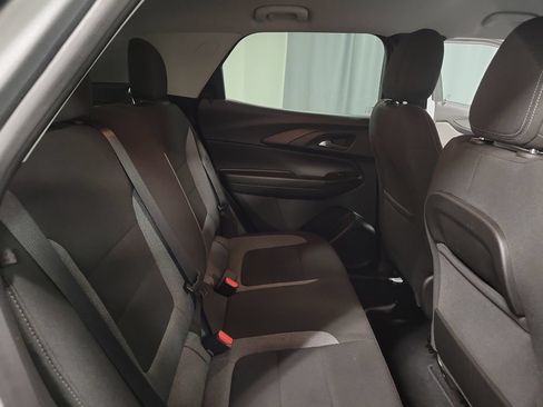 Used 2025 Chevrolet TrailBlazer LT FWD image 27