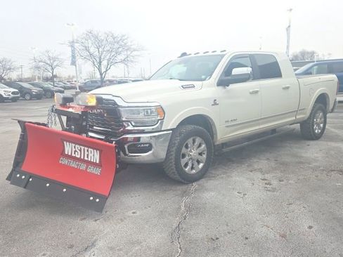 Used 2020 RAM 3500 Limited image 11