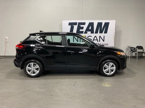 Certified 2024 Nissan Kicks S FWD image 7