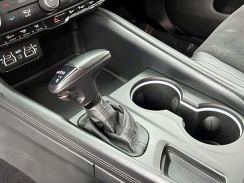 Used 2022 Dodge Durango GT AWD/4WD image 25