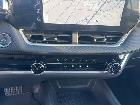 New 2026 Chevrolet Equinox LT image 25