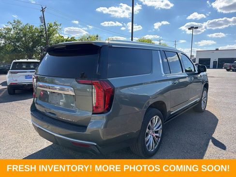 Used 2023 GMC Yukon XL Denali w/ Denali Reserve Package image 8
